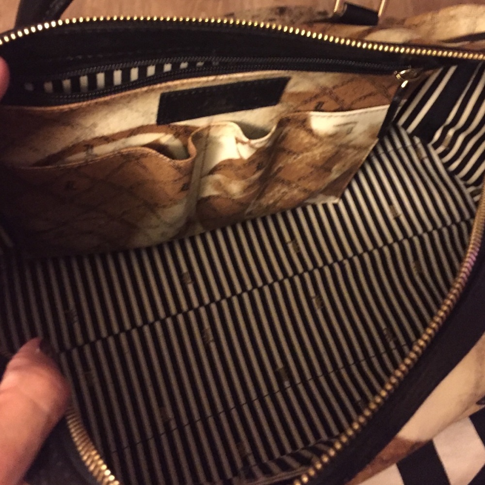 Authentic LAMB Handbag - Picture 2 of 3